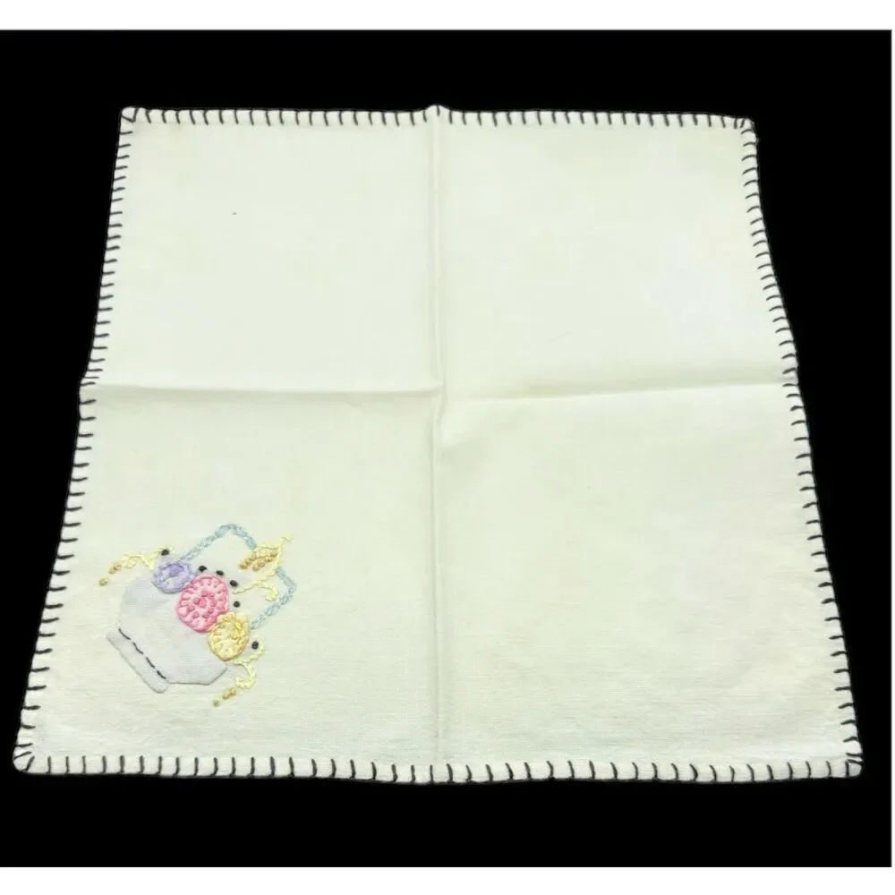 Embroidered Linen Napkins Vintage Easter Basket Embroidery 10 X 10” Set of 4